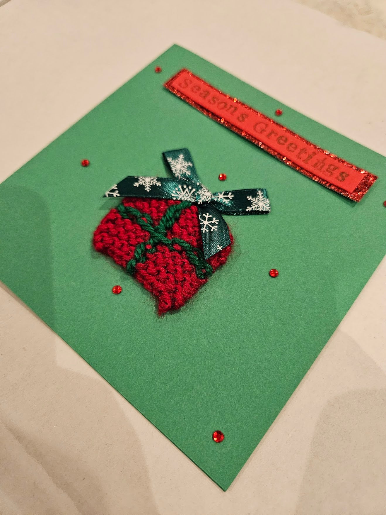 Knitted Christmas Present Card